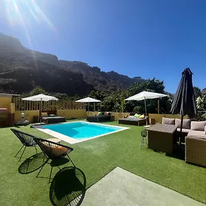 Sunny Carmelito Deluxe Apartment